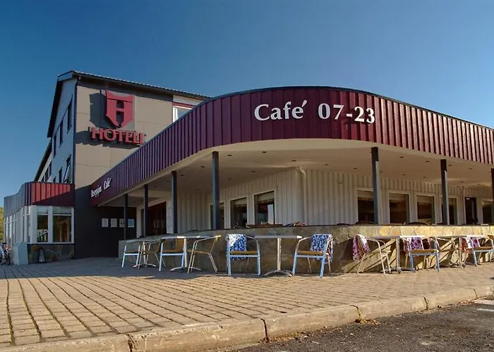Hamaroy Hotel